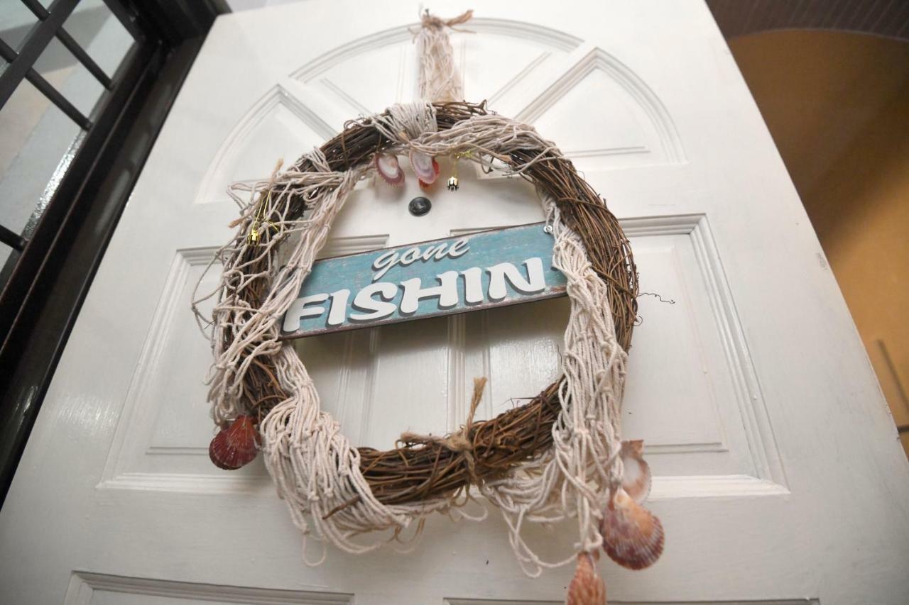 Gone Fishin' @ Kuala Selangor Apartment Exterior foto